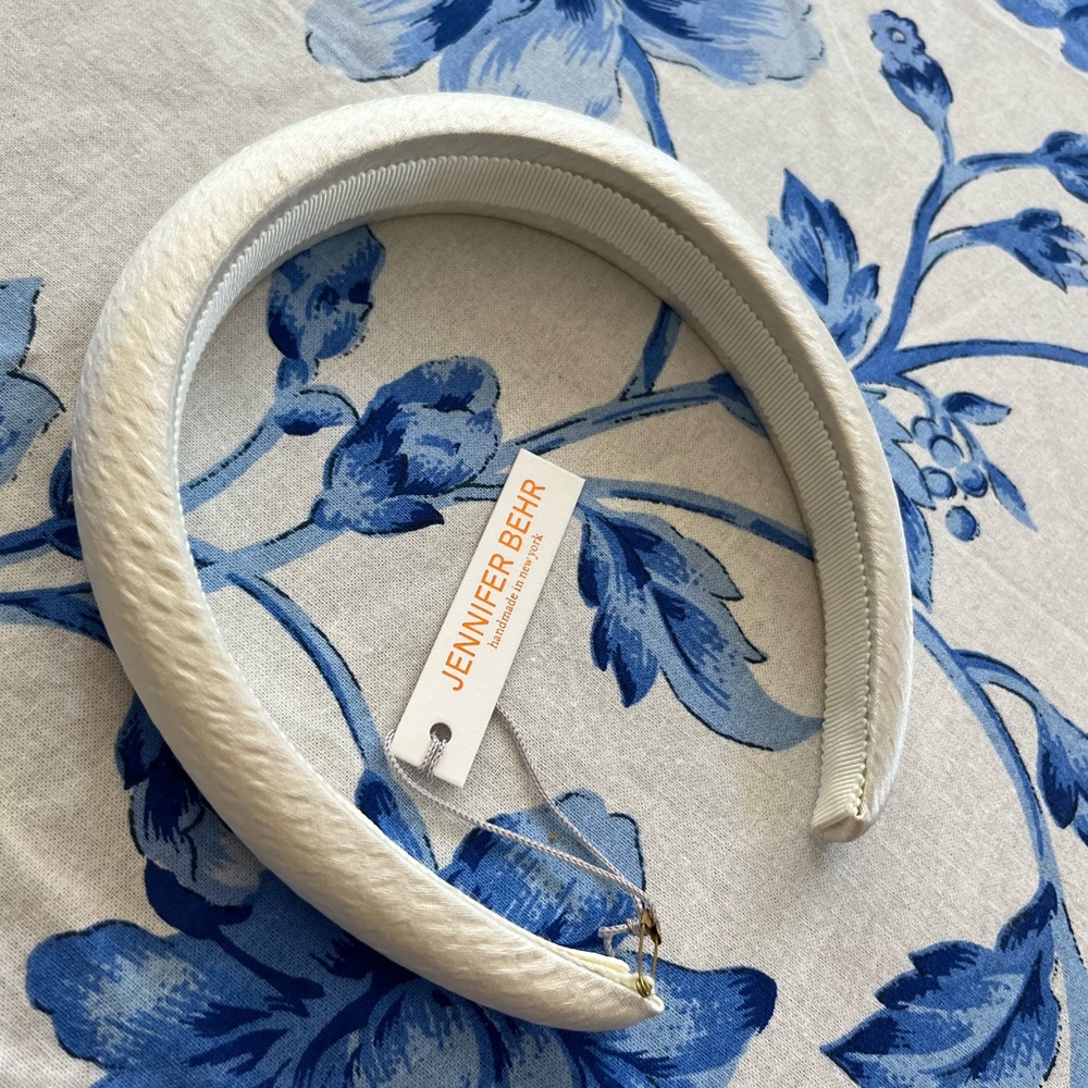 NWT Jennifer Behr Tori Silk Headband